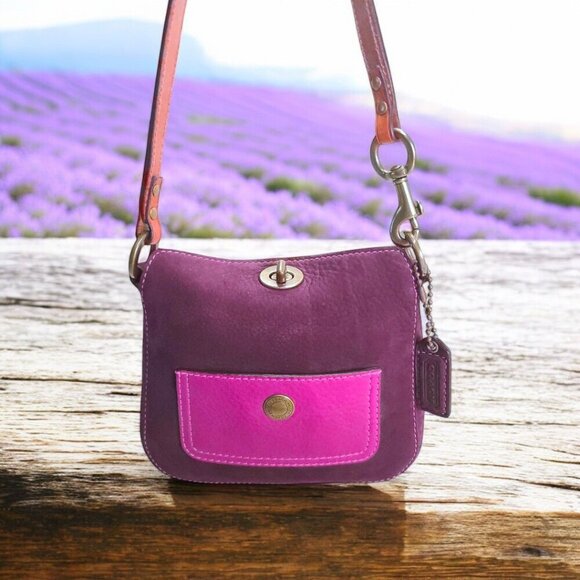 Vintage COACH Y2k Bag in Fuchsia Pink and Purple Nubuck Leather with turnlock - Picture 2 of 9